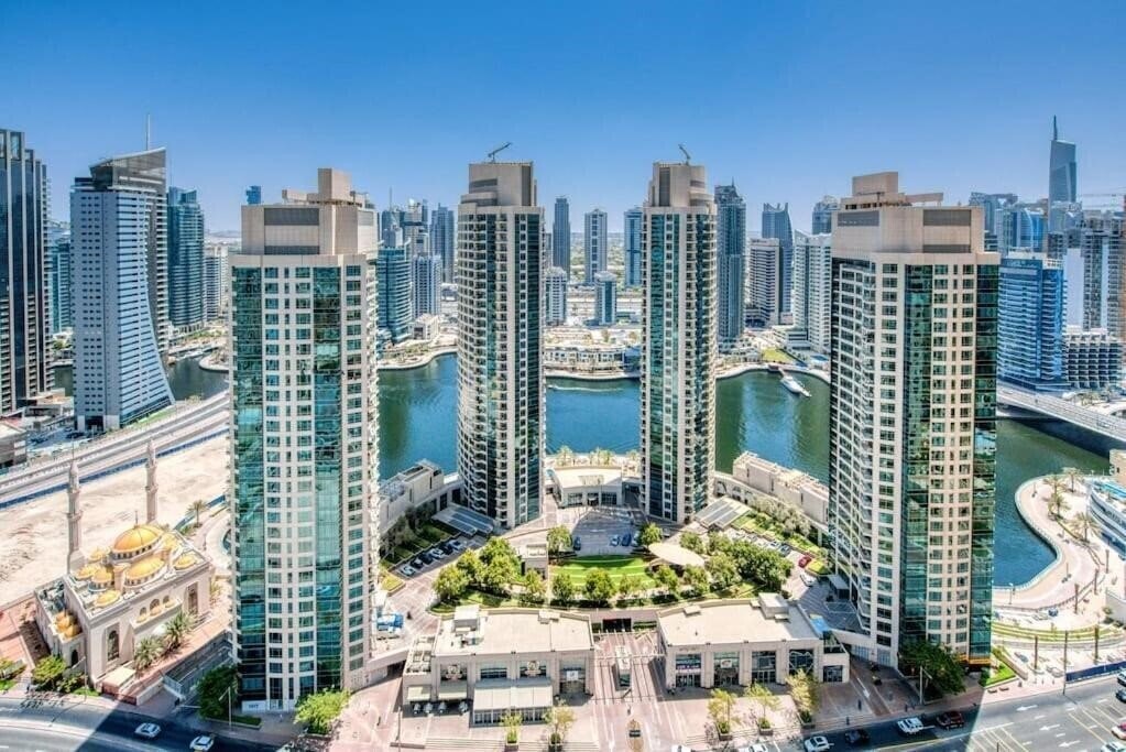 Отель Vacation Bay Trident Grand Residence 5*