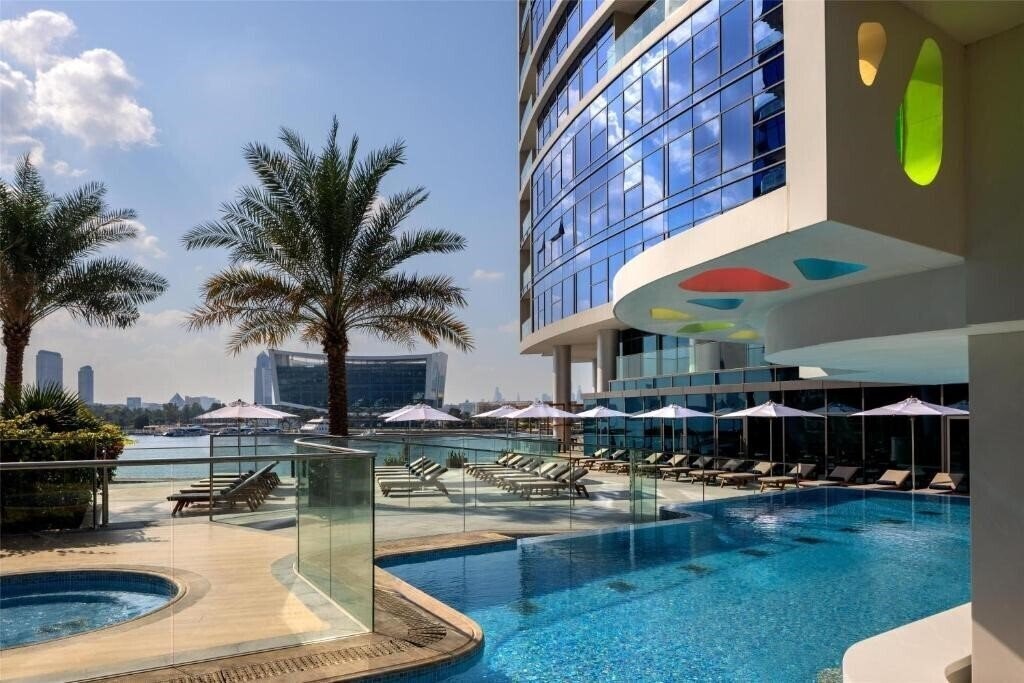Imaginea Hilton Dubai Creek Hotel & Residences 5*