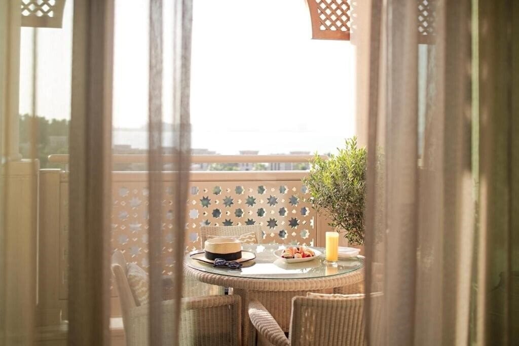 Картинка Madinat Jumeirah Resort 5*