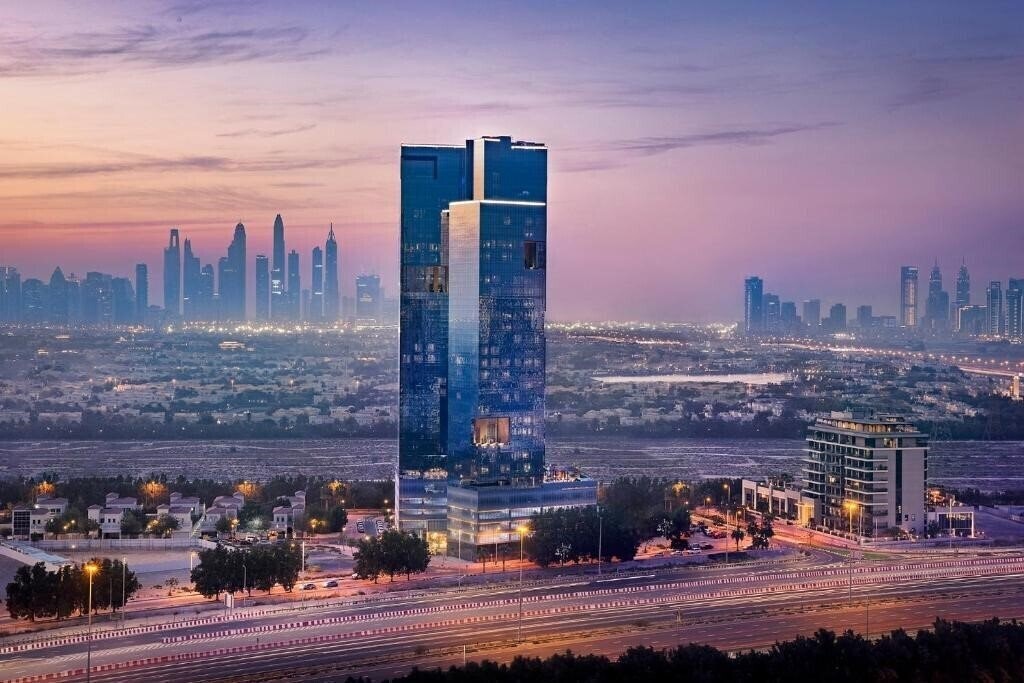 Imaginea Local Dubai Jumeirah Village Triangle 4*