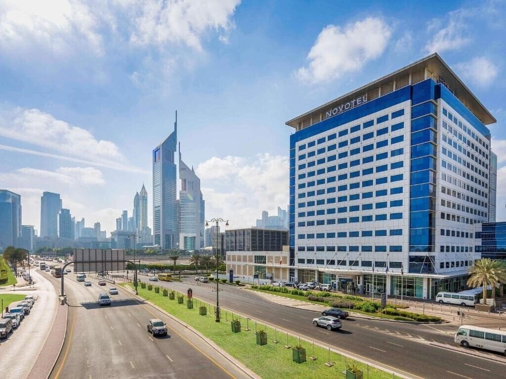 Hotel Novotel World Trade Centre 4*