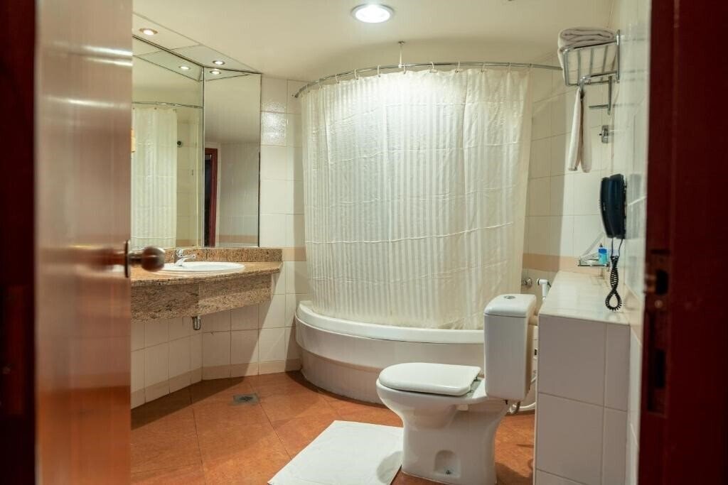 Fotografie Panorama Grand (ex. Seashell Inn Hotel) 3*