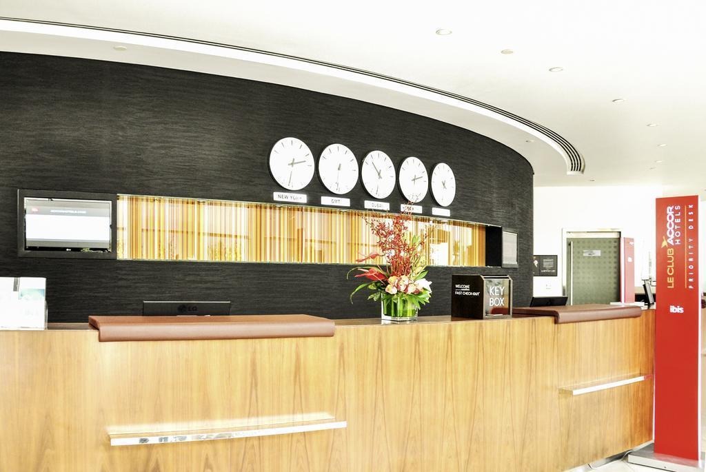 Hotel Ibis World Trade Center 2*