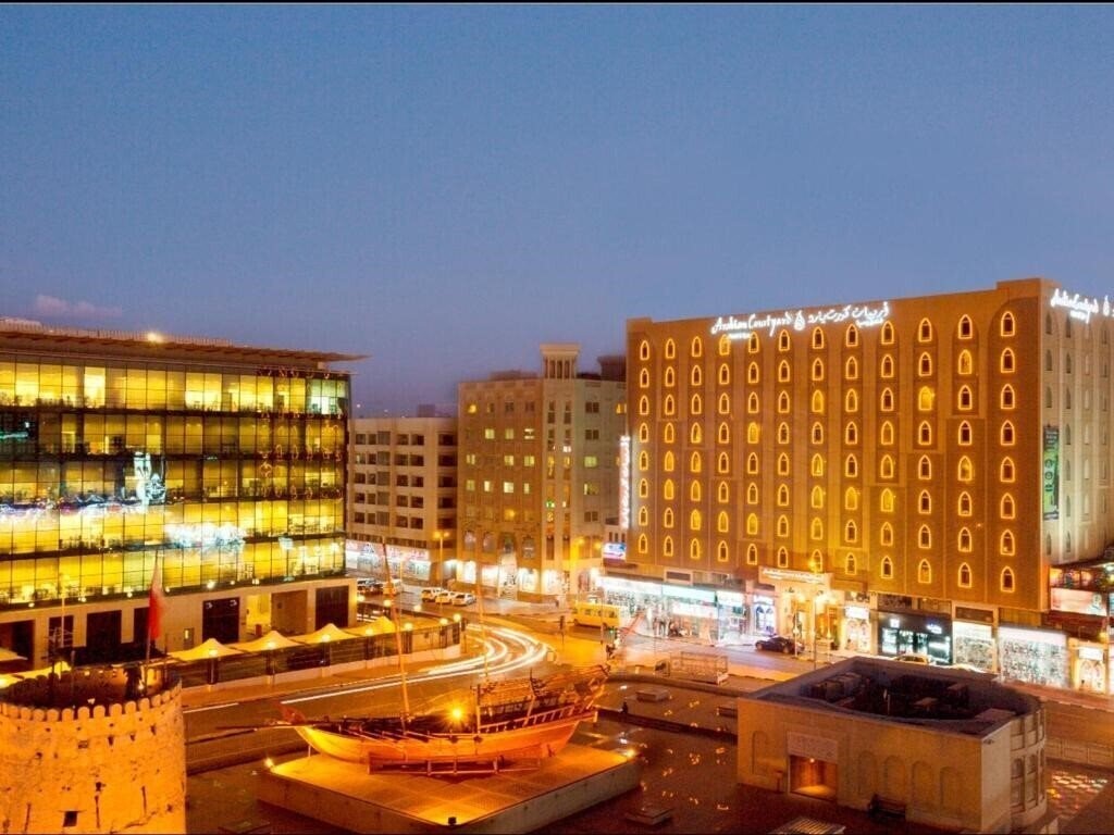 Hotel Arabian Courtyard Hotel & SPA 4*
