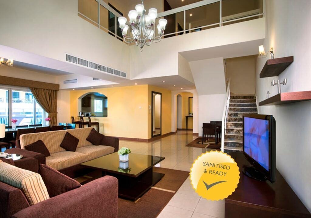 Hotel TIME Crystal Hotel Apartment 3*