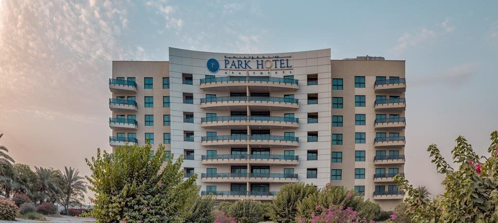 Hotel Park Hotel Apartments апартаменты