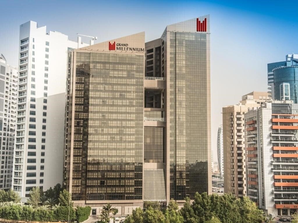 Hotel Grand Millennium Dubai 5*