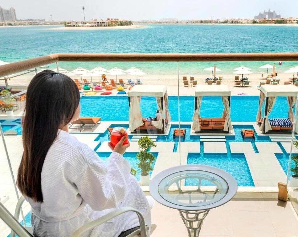 Отель Royal Central The Palm 5*