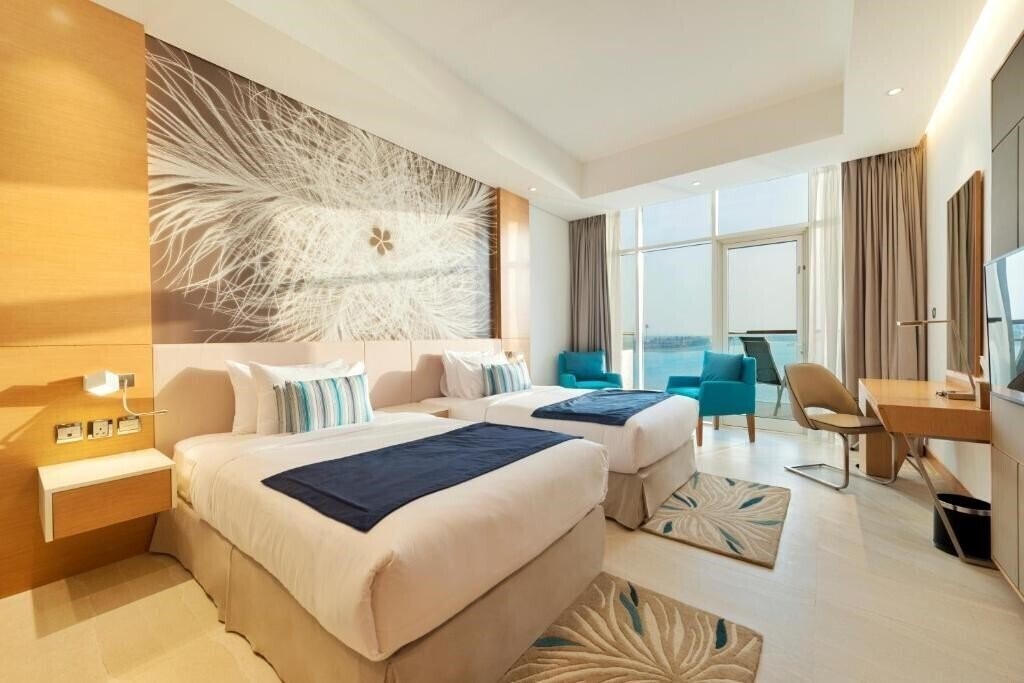 Фото Royal Central The Palm 5*
