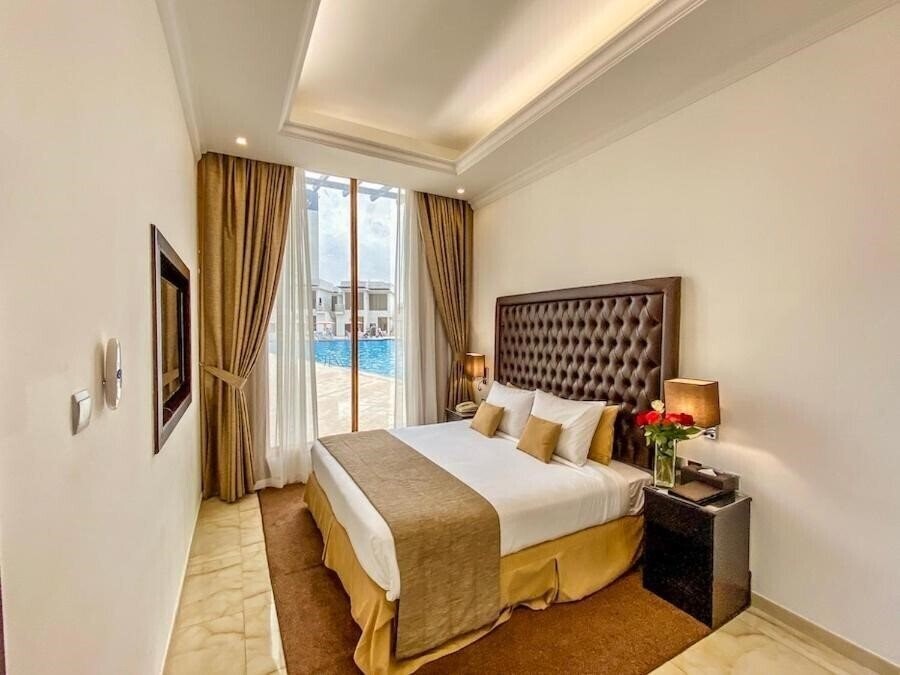 Hotel Mirage Bab Al Bahr Beach Hotel (ex. Mirage Bab Al Bahr Tower & Resort) 5*