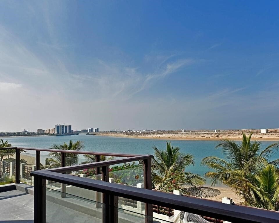 Imaginea Jannah Resort & Villas 4*