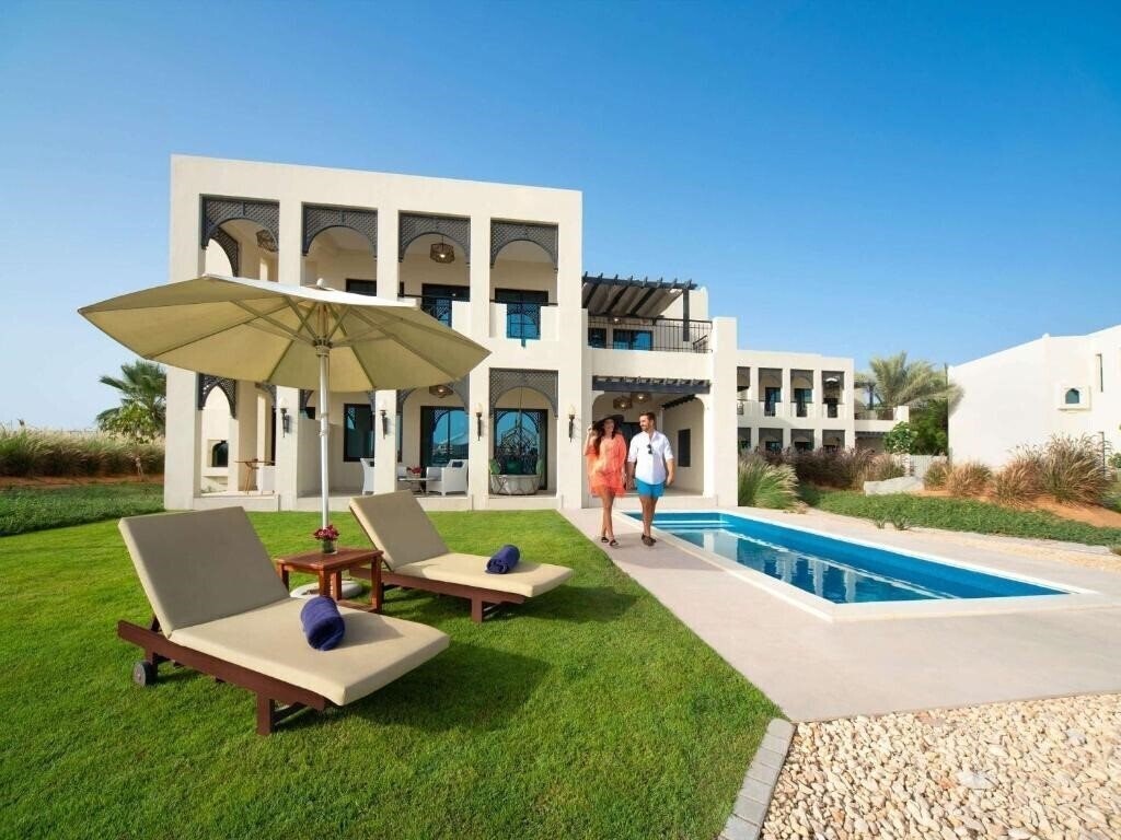 Imaginea Rixos Al Mairid Ras Al Khaimah (ex. Hilton Ras Al Khaimah Resort & Spa) 5*