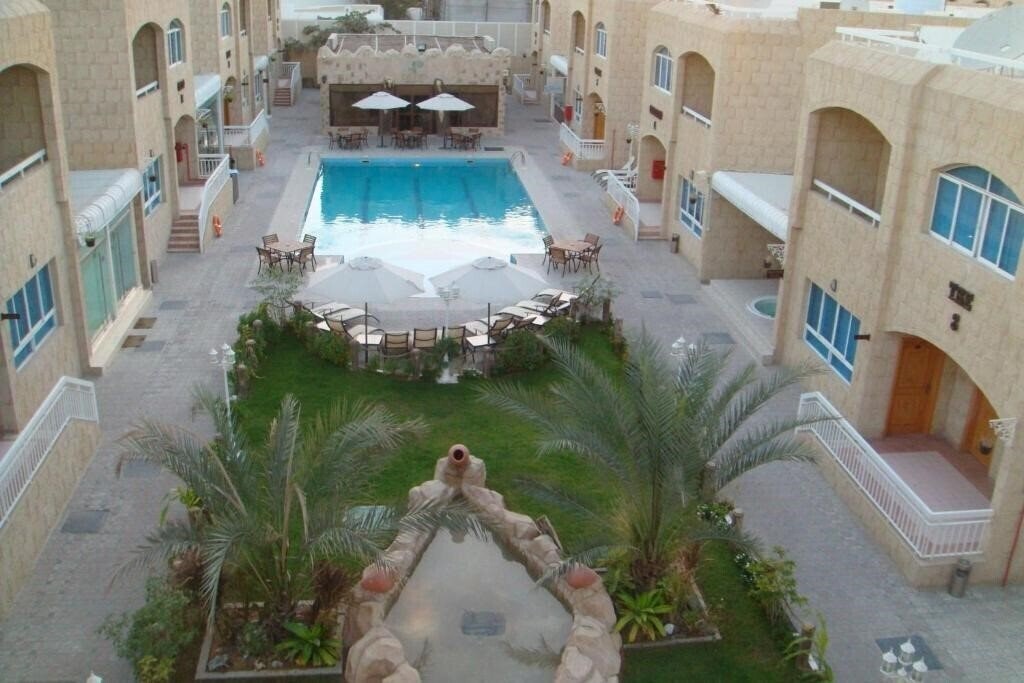 Imaginea Verona Resort Sharjah 2*