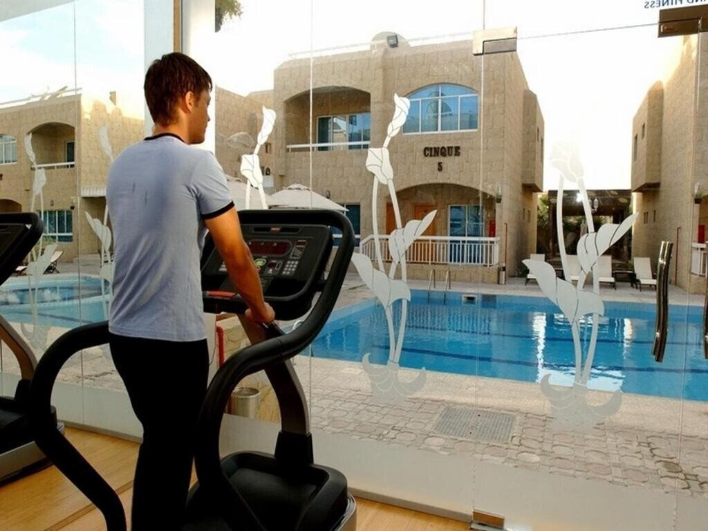 Imaginea Verona Resort Sharjah 2*