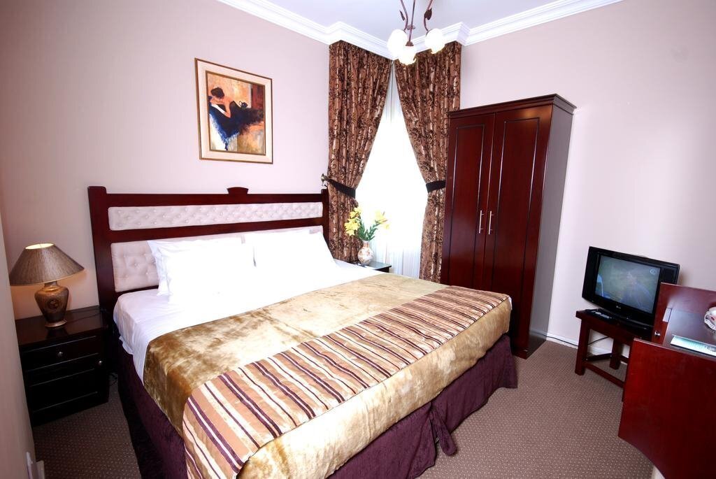 Fotografii Al Bustan Tower Hotel Suites 4*