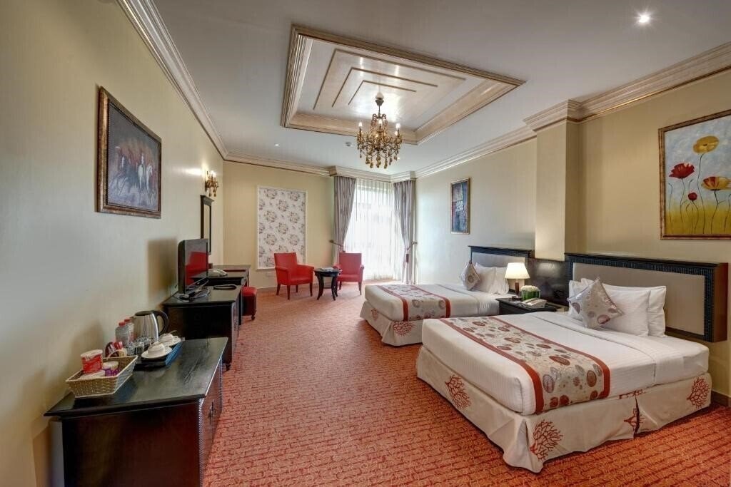 Изображение Sahara Beach Resort & SPA (ex. Royal Beach Resort & Spa Sharjah) 5*
