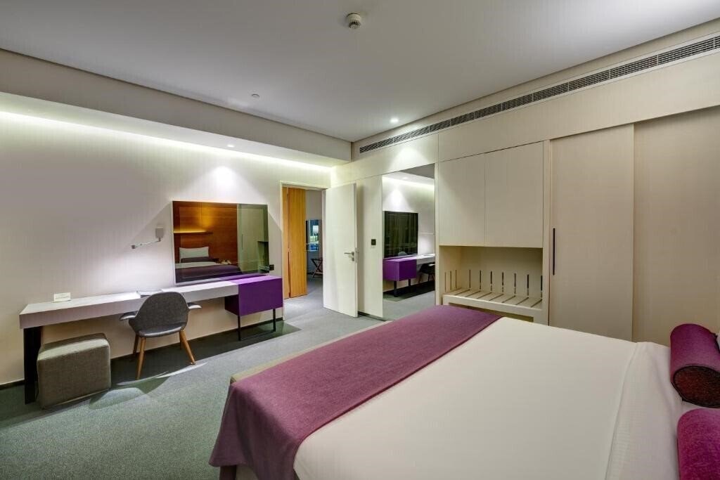 Fotografii The Act Hotel Sharjah (ex. Royal Tulip) 5*