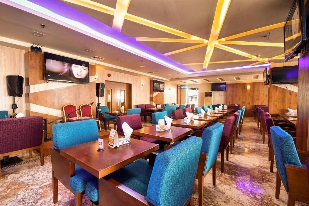 Imaginea Waves International Hotel 3*