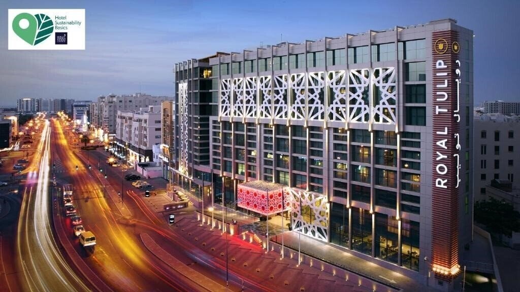 Отель Royal Tulip Muscat 4*