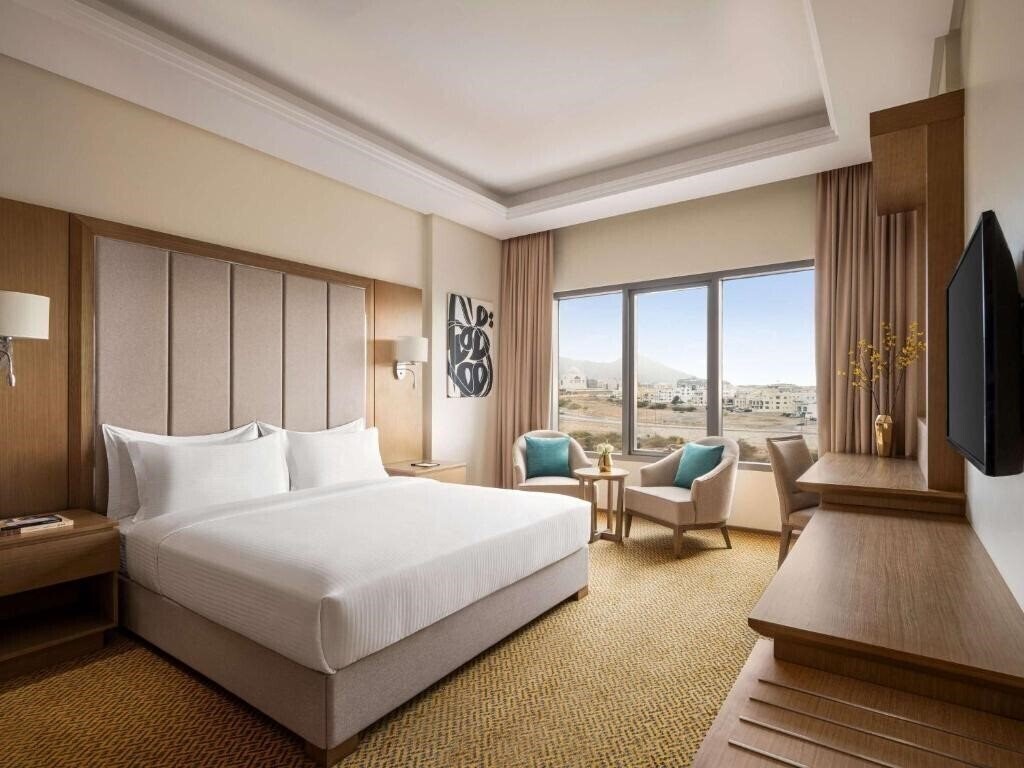 Фото Mercure Muscat 4*