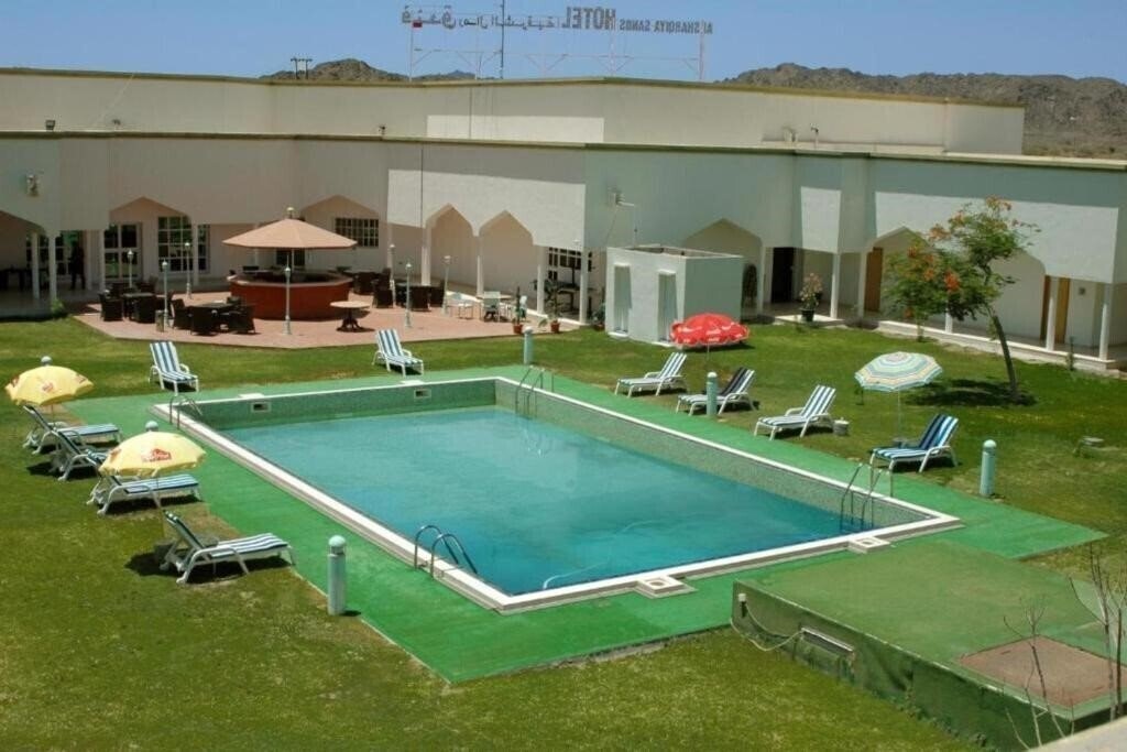 Hotel OYO 142 Al Sharqiya Sands Hotel (ex. al sharqiya sands hotel) 3*