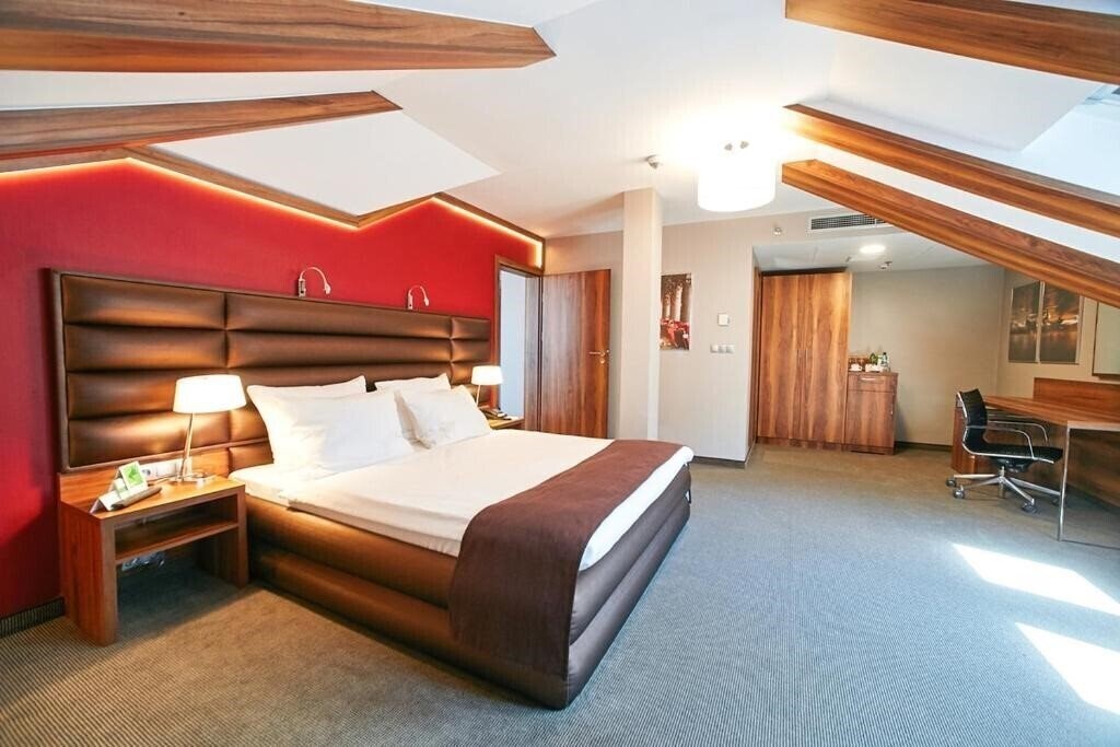 Fotografii Express By Holiday Inn 3*