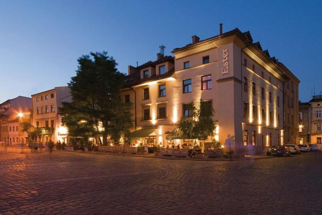 Hotel Ester 4*