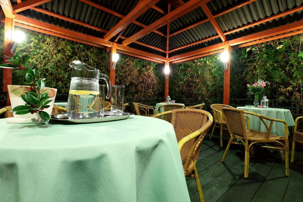 Fotografii Monika 2*