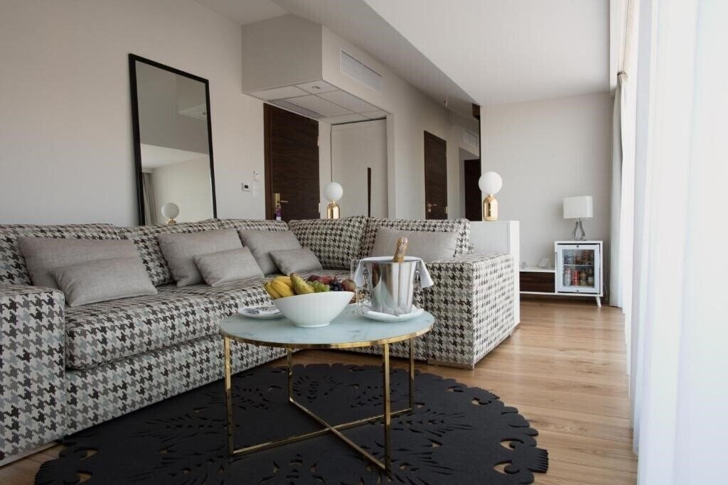 Imaginea Inx Design Hotel 4*