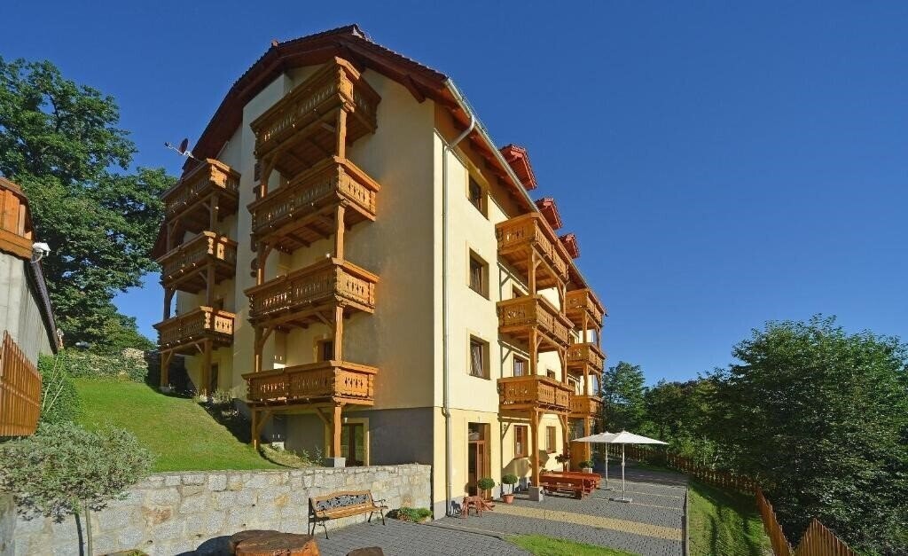 Отель Petrus 3*