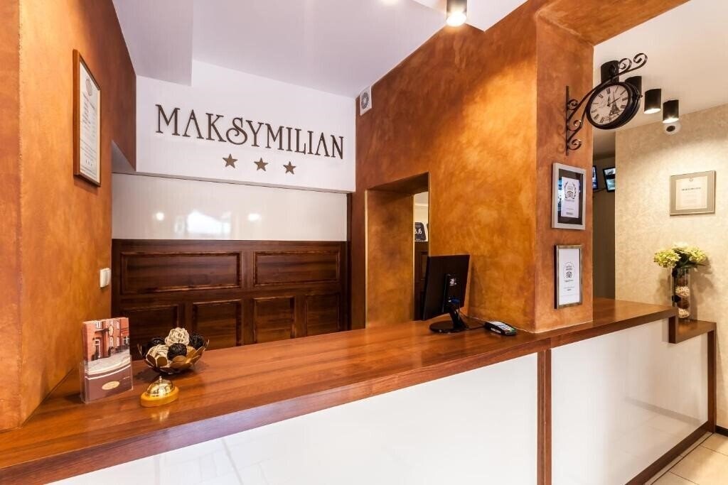 Отель Maksymilian 3*