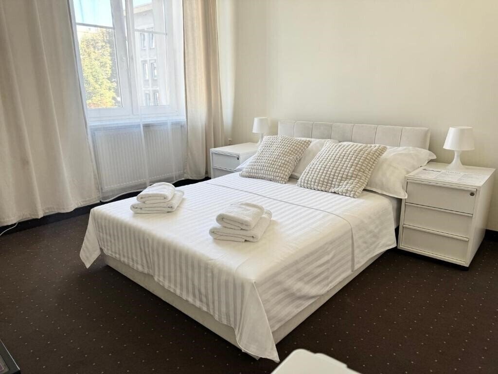 Imaginea Mazowiecki Hotel Warszawa 2*