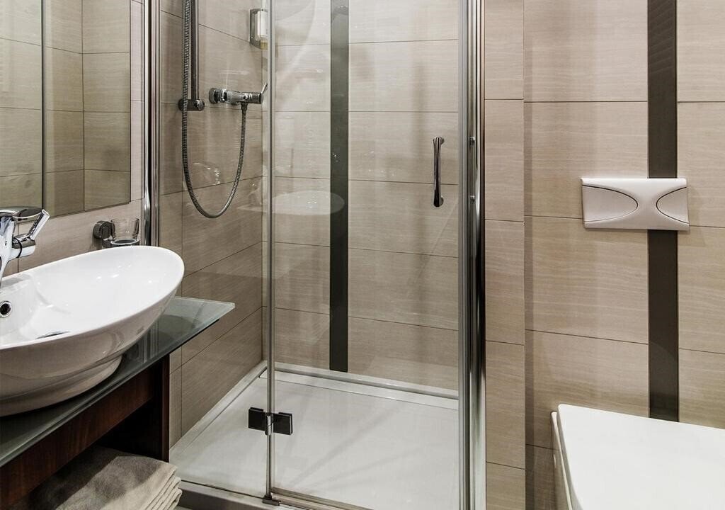 Imaginea Hotel Lord 5*