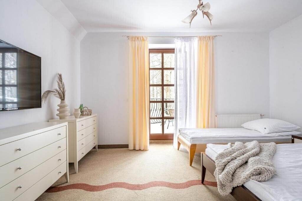 Hotel Villa Bor вилла