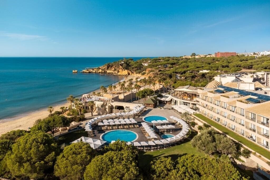 Отель Grande Real Santa Eulalia Resort & Hotel SPA 5*