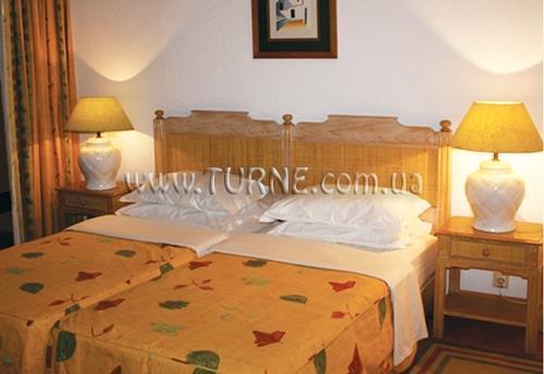 Отель Dom Pedro Meia Praia Beach Club 3*