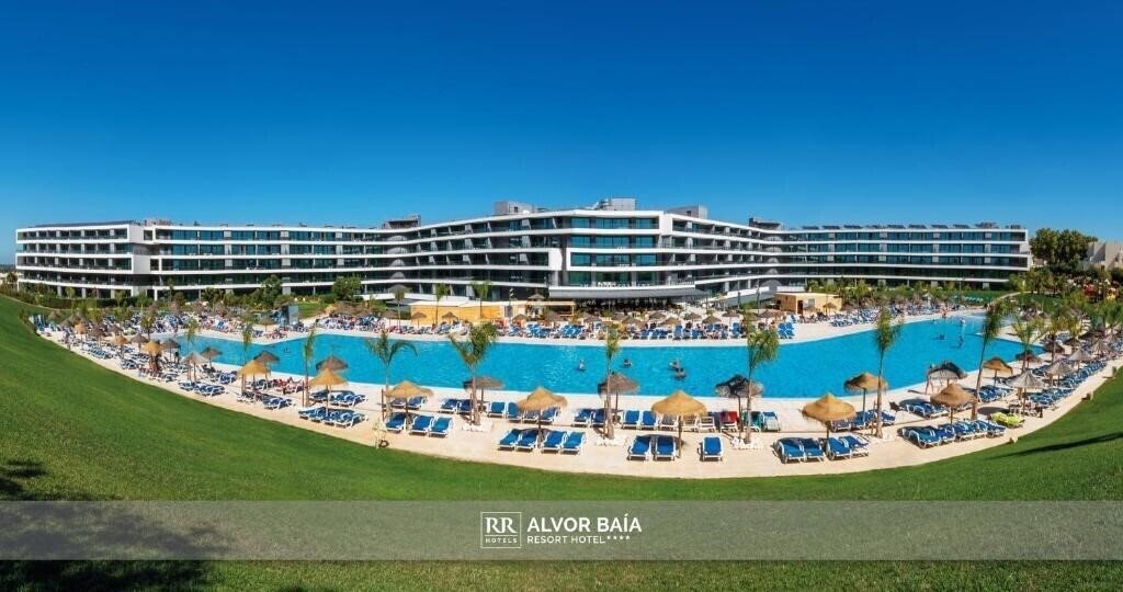 Отель Alvor Baia 4*