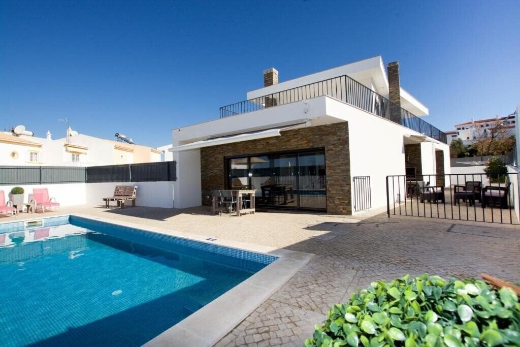 Hotel Alto Da Colina 4*