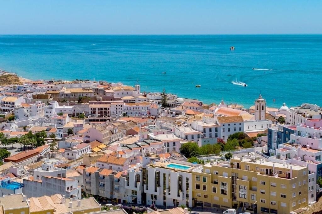 Hotel Colina Do Mar 3*