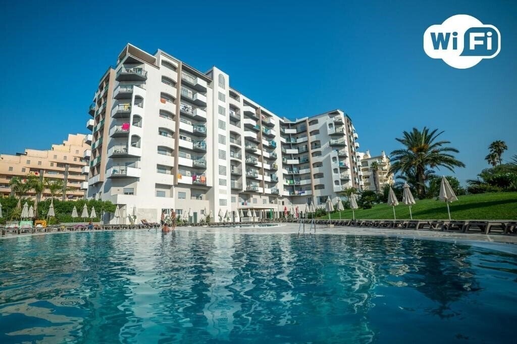 Hotel Flor Da Rocha 3*