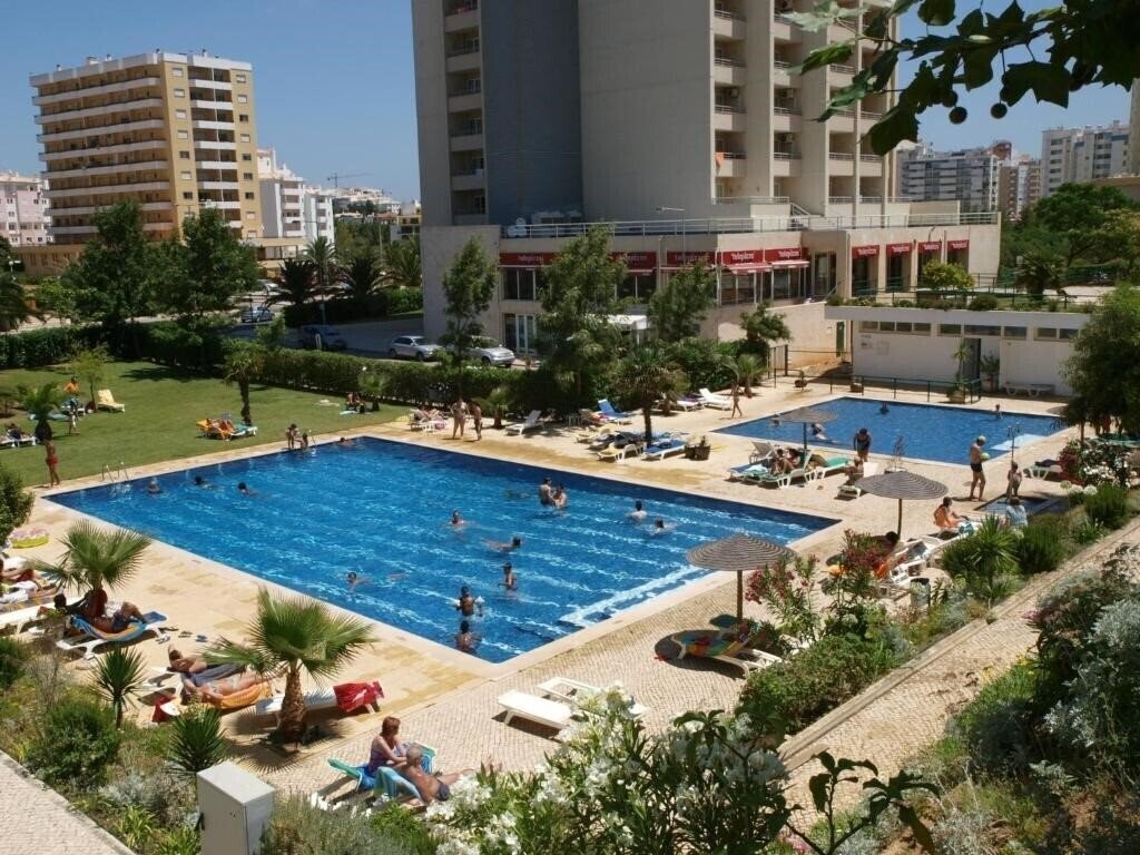 Hotel Jardins Da Rocha 3*