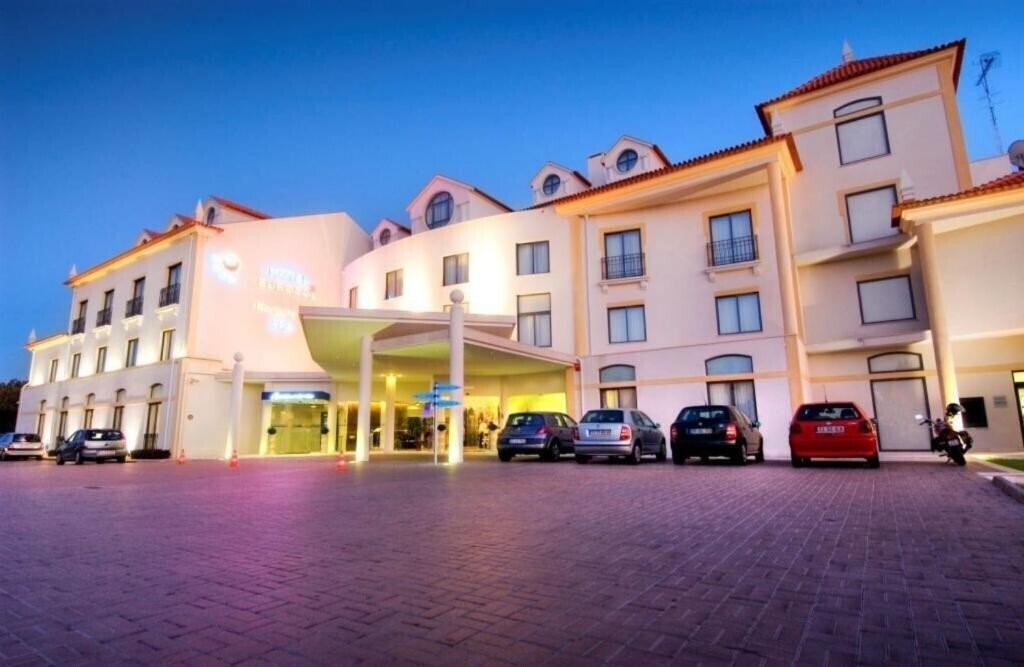 Imaginea Tulip Inn Estarreja Hotel & SPA (ex. Eurosol Estarreja Hotel & SPA) 4*