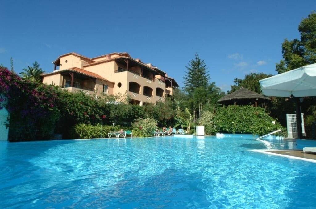 Imaginea Pestana Village Garden Hotel (ex. Pestana Village Garden Resort Aparthotel) 4*