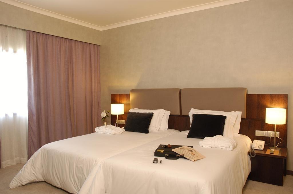 Hotel Olissippo Oriente 4*