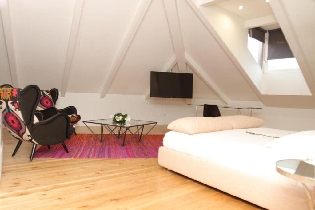 Фото Solar Do Castelo 4*