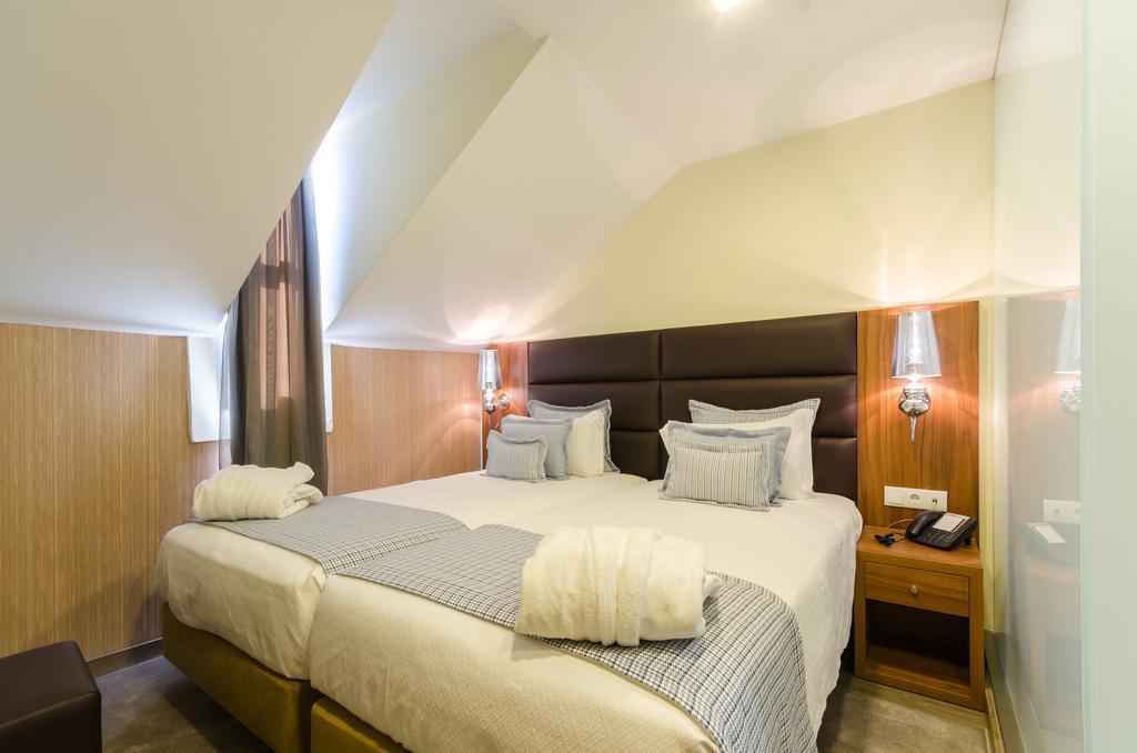 Imaginea Borges Chiado 3*