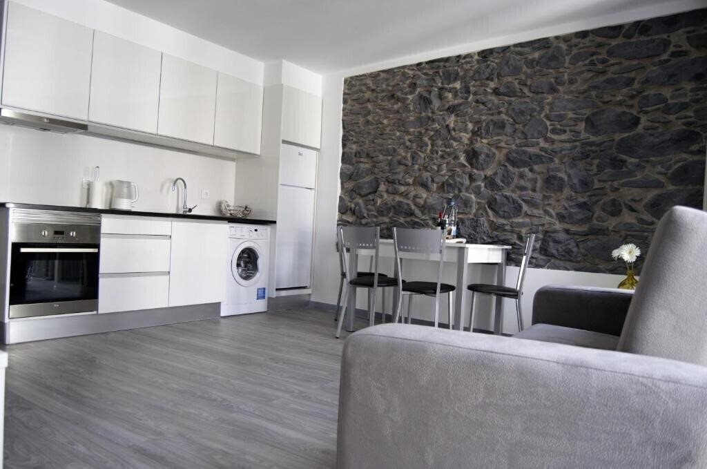 Картинка Apartamentos Funchal by Petit Hotels 2*