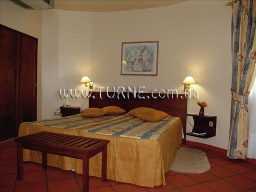 Hotel Cabanas de Sao Jorge Village 3*