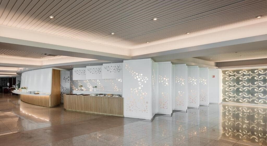 Imaginea Axis Ofir Beach Resort 4*