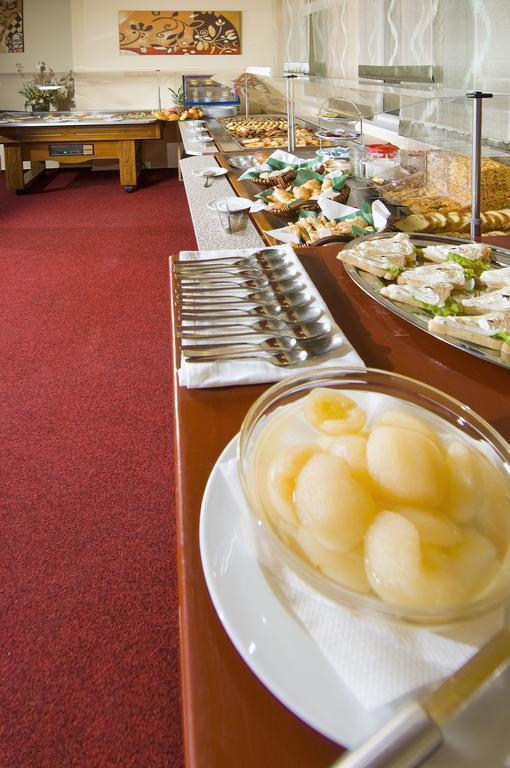 Imaginea Ambient Hotel 4*